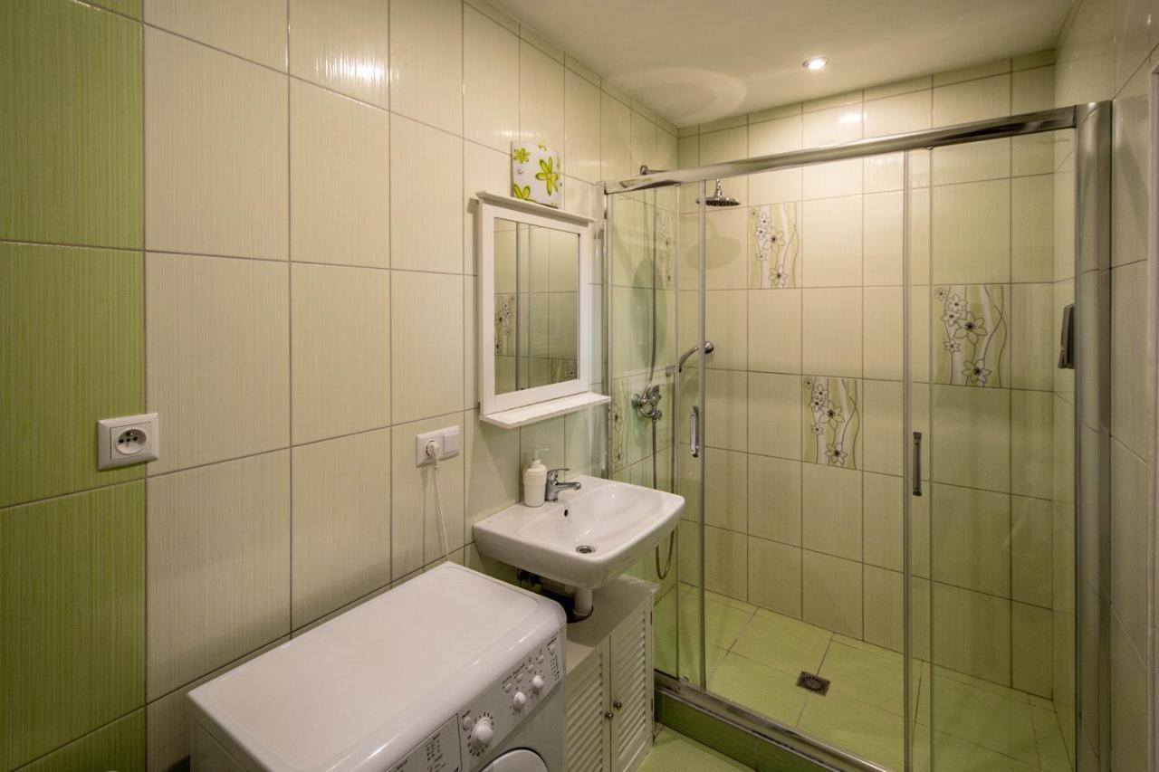 Ruterra Apartment Cimburkova Прага Экстерьер фото