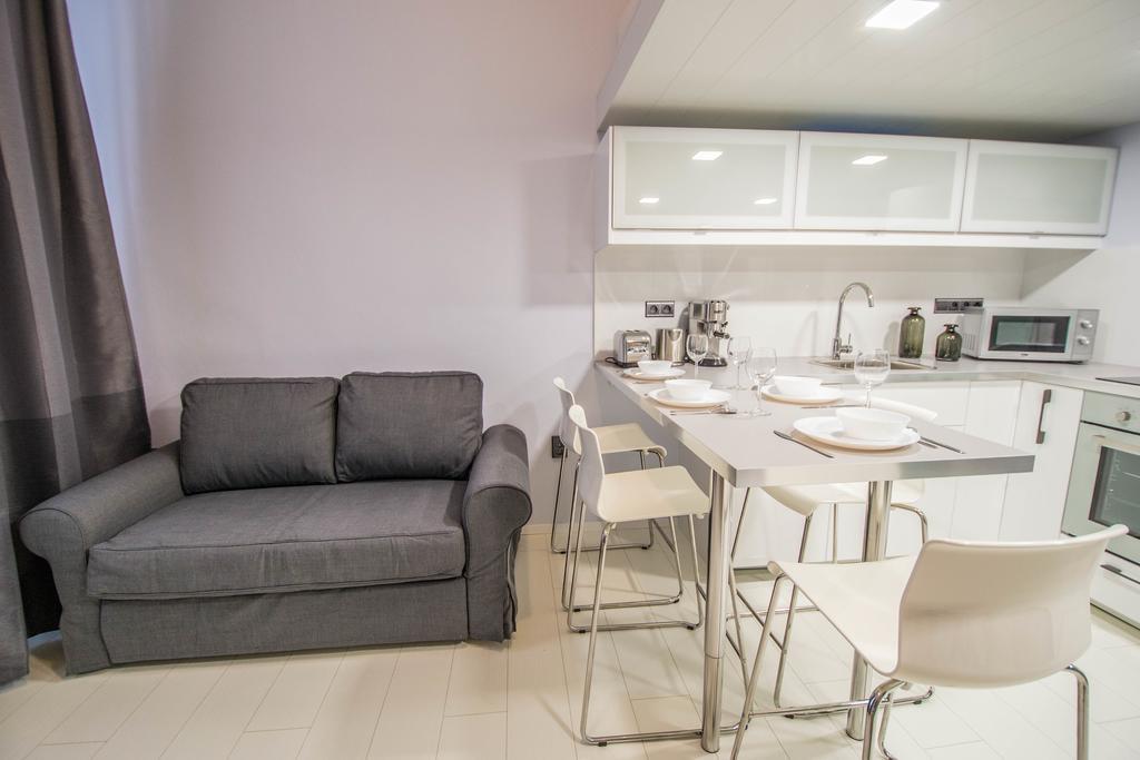 Ruterra Apartment Cimburkova Прага Экстерьер фото