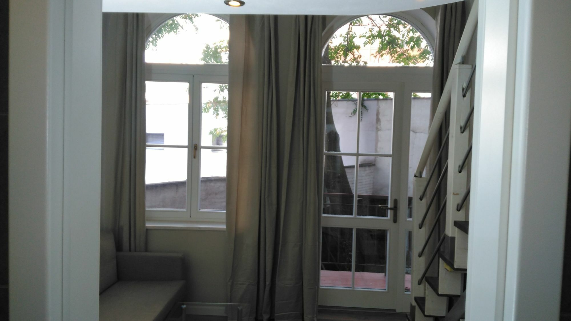 Ruterra Apartment Cimburkova Прага Экстерьер фото