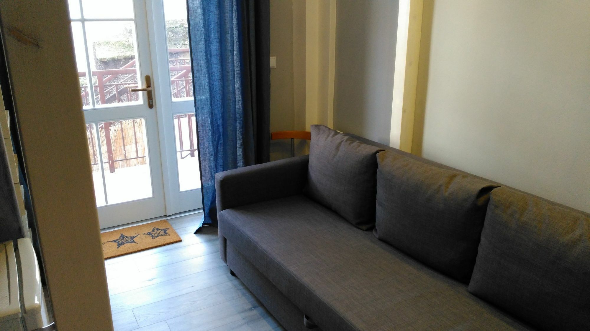 Ruterra Apartment Cimburkova Прага Экстерьер фото